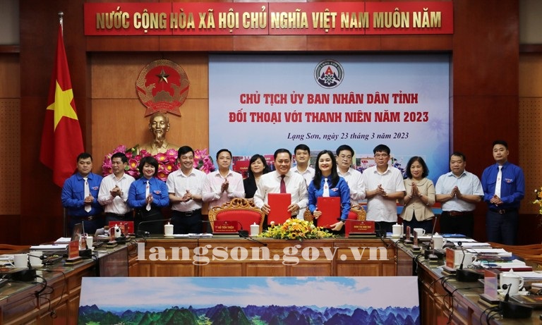Ký kết Quy chế phối hợp công tác giữa UBND tỉnh và Ban Chấp hành Đoàn TNCS Hồ Chí Minh tỉnh